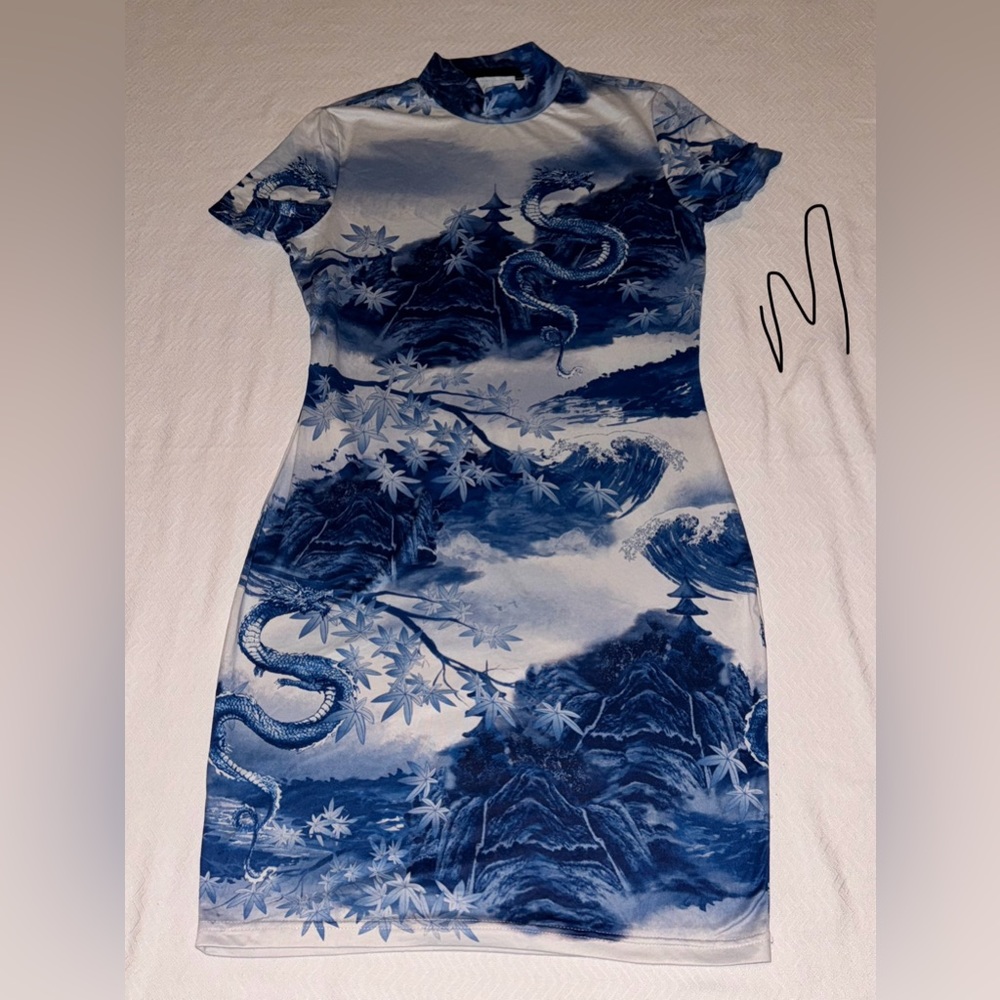 Blue and white dragon dress